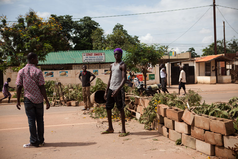 Barricades dans le quartier Gounghin